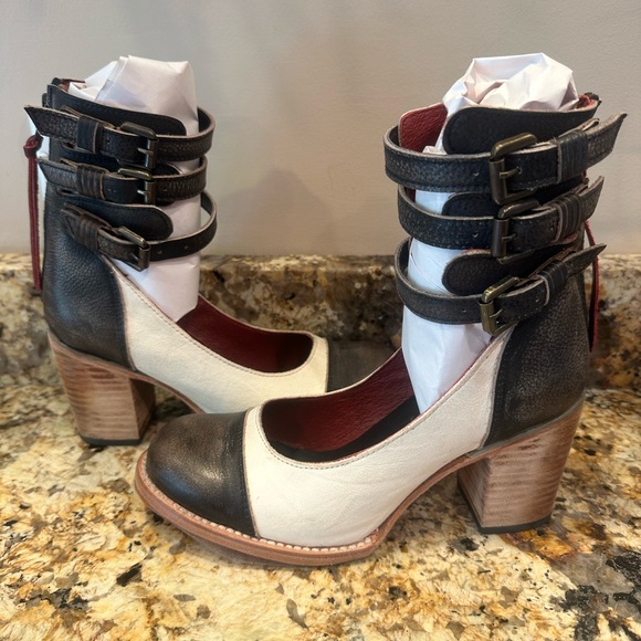 Freebird Bonnie 8 - Picture 2 of 14